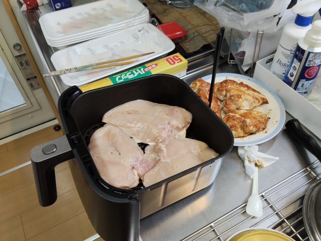 ノンフライヤーで焼く前の鶏むね肉1か月分のまとめ買い